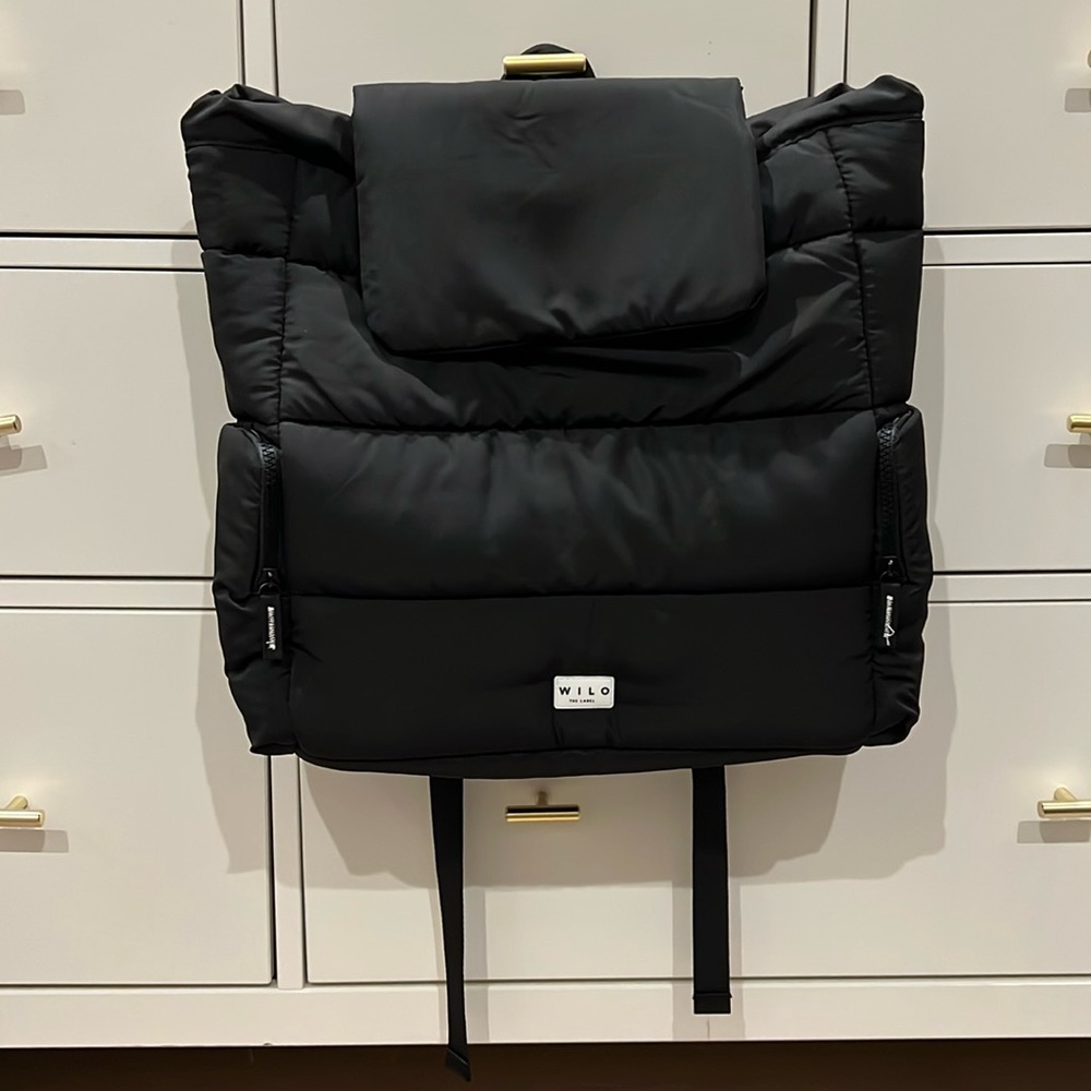 NWT Wilo the Label Drawstring Backpack (Black)